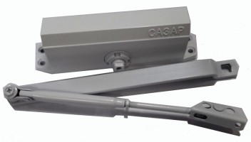 Доводчик D03-180 белый "Сазар"